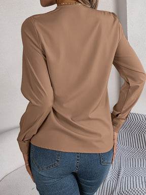 Blusa Elegory Manga Longa com Decote em V + Bolsa de Brinde