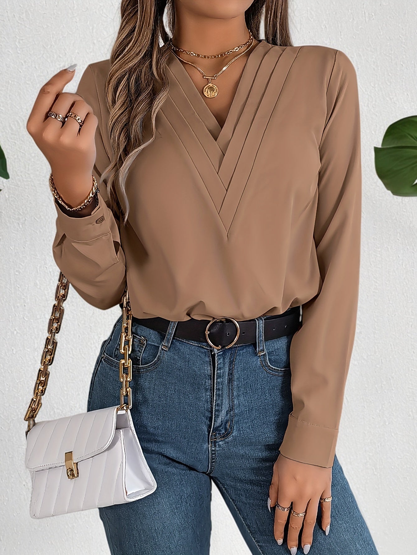 Blusa Elegory Manga Longa com Decote em V + Bolsa de Brinde